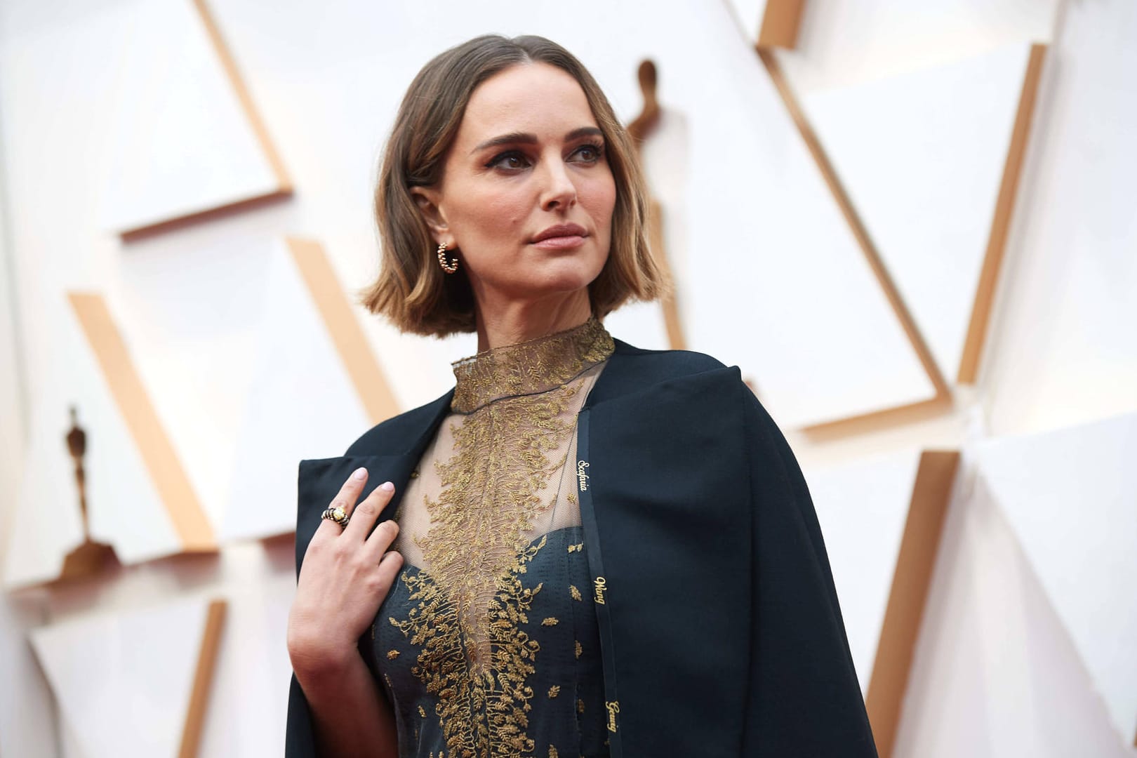 Natalie Portman: Ihr Mantel hat eine besondere Bedeutung.