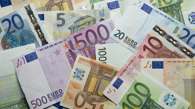 Der Staat hat noch offene Forderungen in Höhe von fast 274 Millionen Euro gegenüber Minderjährigen. Der Staat hat noch offene Forderungen in Höhe von fast 274 Millionen Euro gegenüber Minderjährigen.