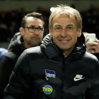 Michael Preetz (l., im Hintergrund) und Jürgen Klinsmann: Zwei Männer, die zuletzt selten einer Meinung waren.