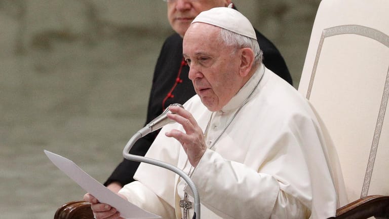 Papst Franziskus bei der wöchentlichen Generalaudienz im Vatikan: Er vermied eine klare Aussage zur Weihe von Verheirateten.