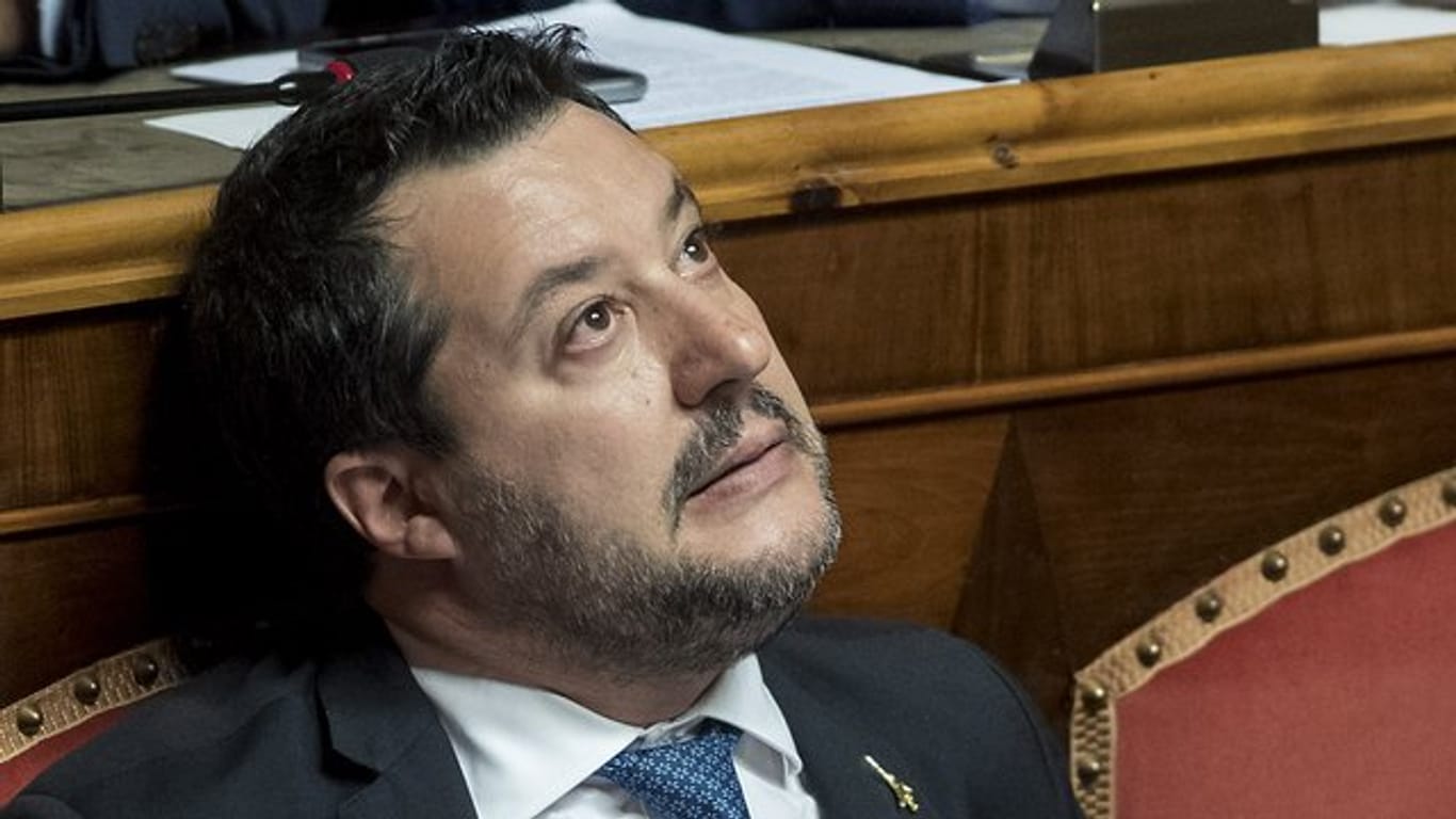 Matteo Salvini, ehemaliger Innenminister von Italien, reagiert auf die Entscheidung des Senats über die Aufhebung seiner Immunität als Mitglied der Parlamentskammer.
