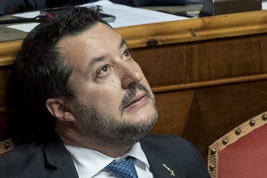 Matteo Salvini, ehemaliger Innenminister von Italien, reagiert auf die Entscheidung des Senats über die Aufhebung seiner Immunität als Mitglied der Parlamentskammer.