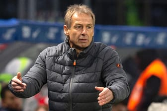 Jürgen Klinsmann: Medienberichten zufolge zieht sich der Ex-Bundestrainer komplett aus seinen Tätigkeiten bei Hertha BSC zurück.