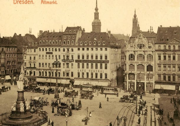 Der Dresdner Altmarkt Anfang des 20. Jahrhunderts.