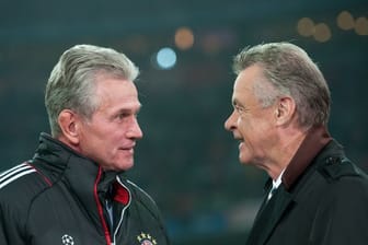 Ehemalige Bayern-Trainer unter sich: Jupp Heynckes (l) und Ottmar Hitzfeld.