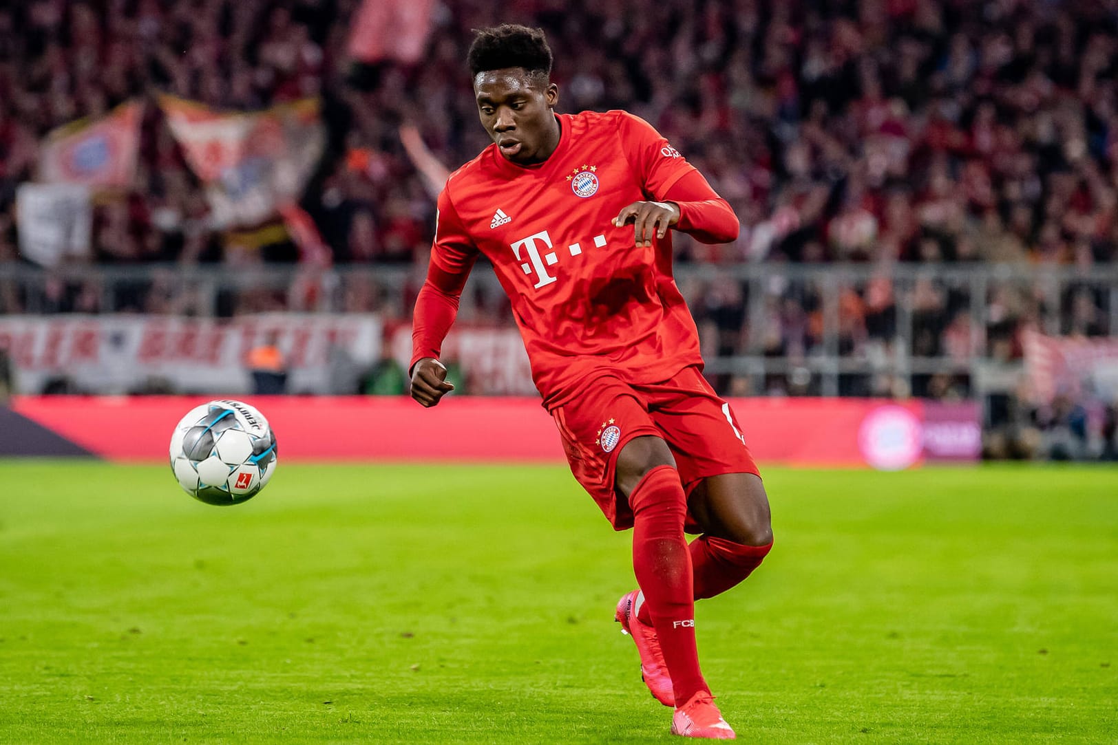 Wieder im Training: Alphonso Davies ist bereit für Bayerns Partie am Sonntag in Köln.