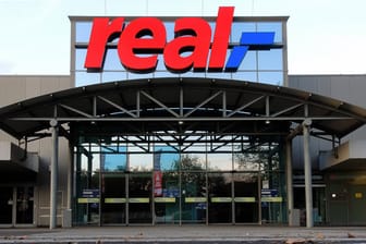 Realmarkt: Nach dem Verkauf soll die Supermarktkette mit aktuell rund 34.000 Beschäftigen zerschlagen werden.