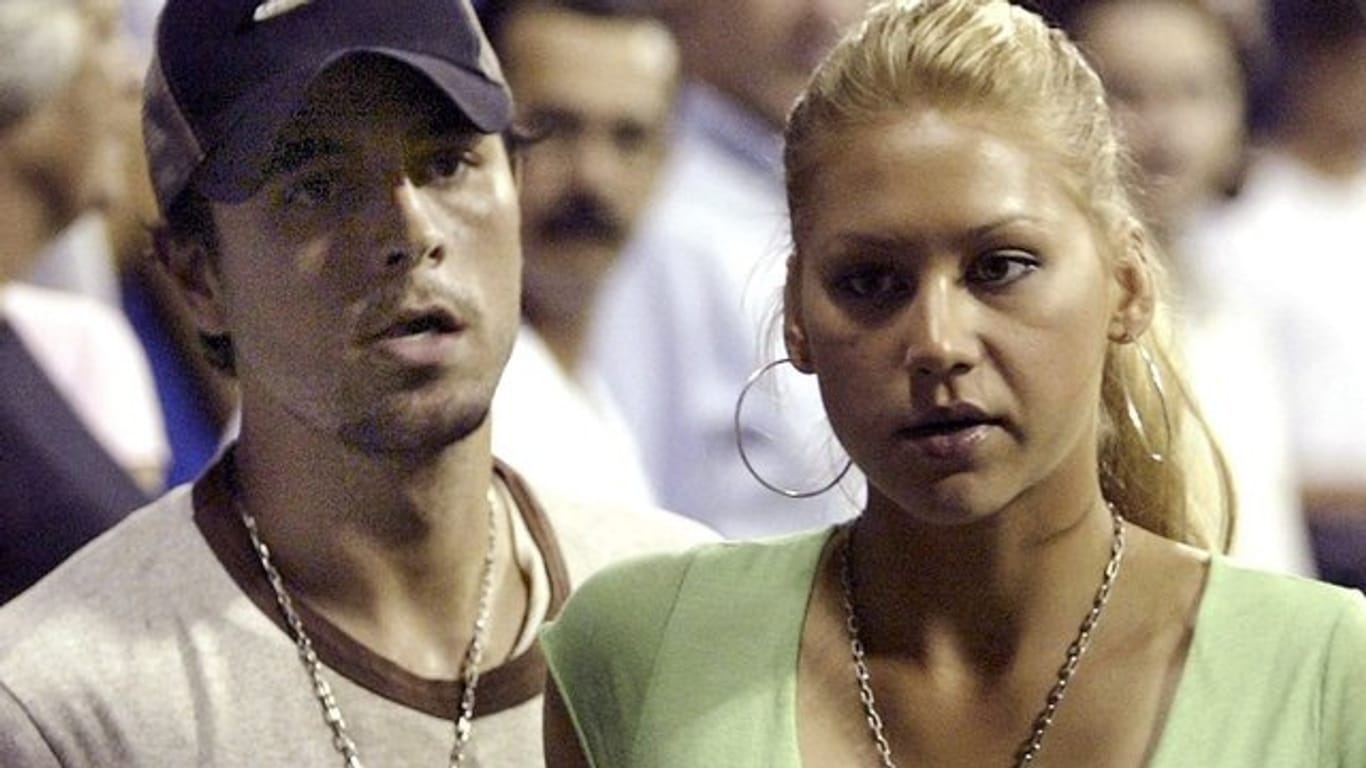 Der spanische Sänger Enrique Iglesias und die frühere russische Tennisspielerin Anna Kurnikowa sind erneut Eltern geworden.