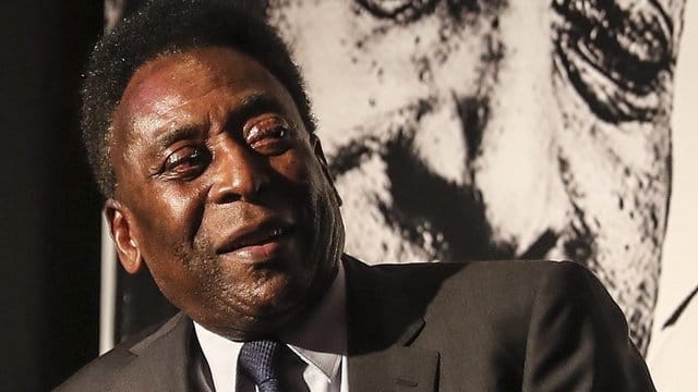 Brasiliens Fußball-Idol Pelé wird am 23.