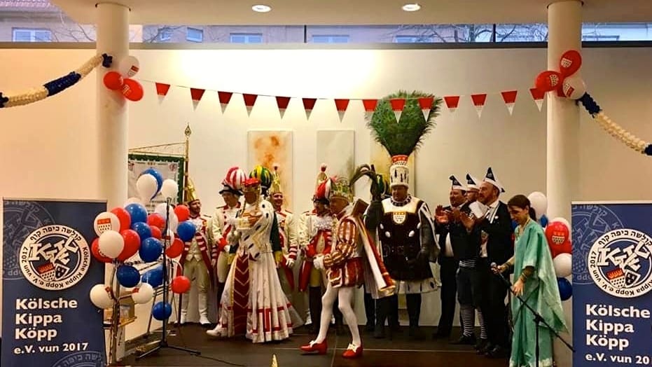 Auftritt des Kölner Dreigestirns beim "Rheinischen Nachmittag" der "Kölschen Kippa Köpp".