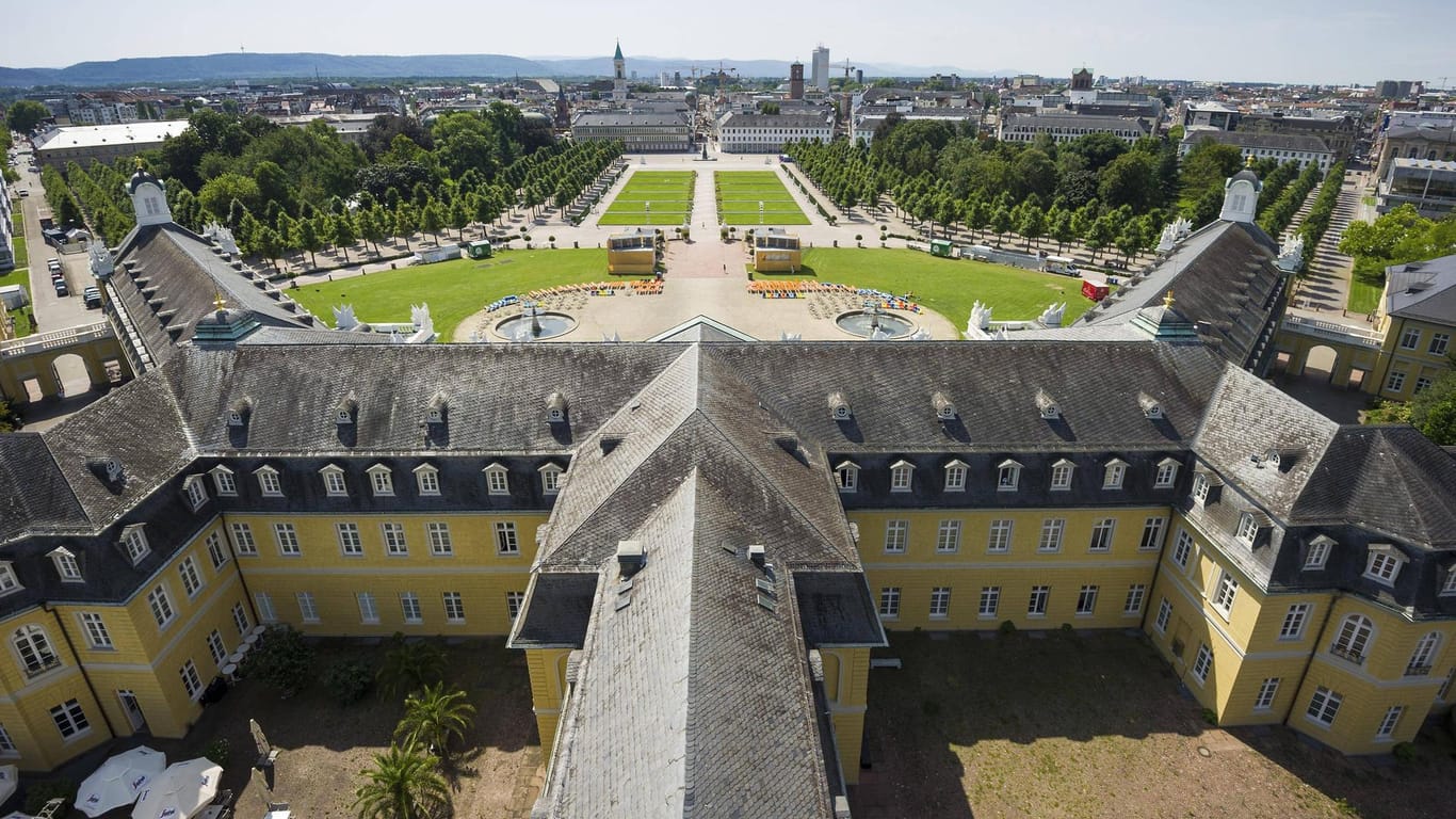 Ausblick vom Karlsruher Schloss: Hier befindet sich das Badische Landesmuseum in Karlsruhe.