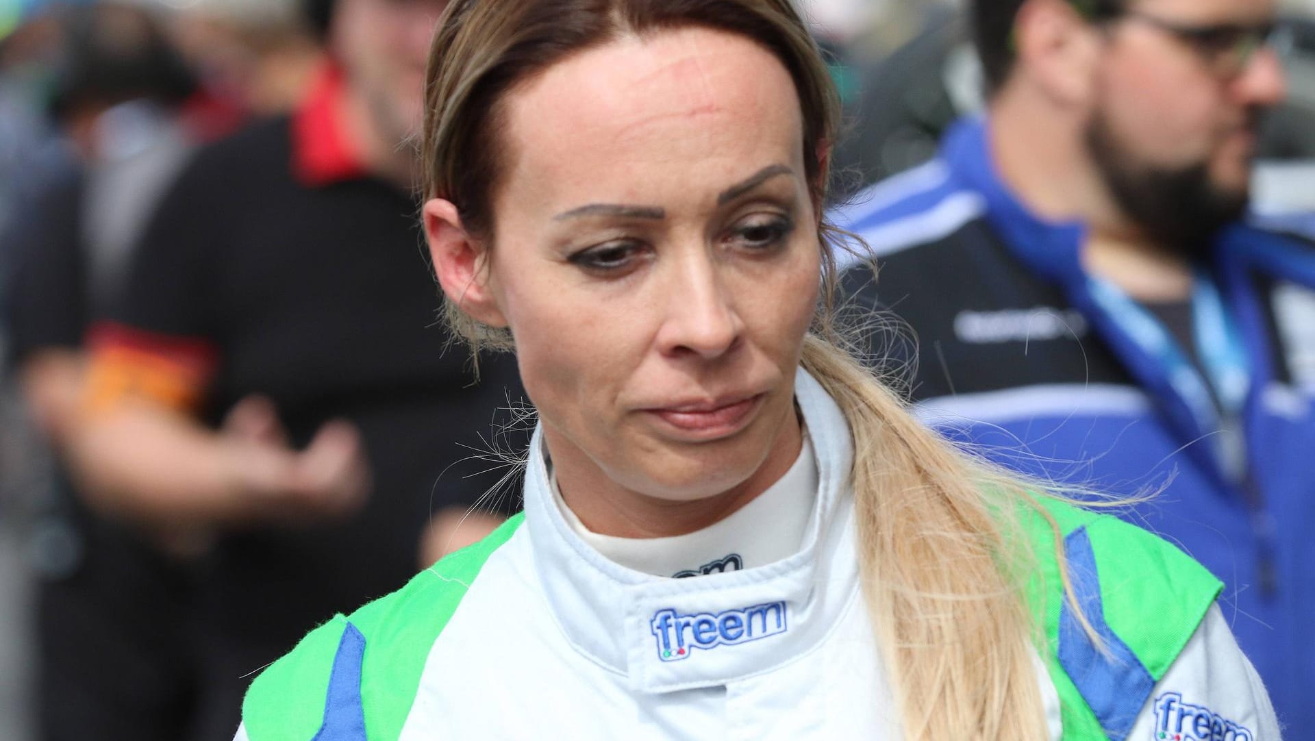 Cora Schumacher: Sie möchte wieder mit ihrem Mädchennamen angesprochen werden. Cora Schumacher: Sie möchte wieder mit ihrem Mädchennamen angesprochen werden.