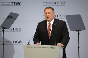 Mike Pompeo spricht auf der 56. Münchner Sicherheitskonferenz: Der US-Außenminister ruft die westlichen Partner zu Entschlossenheit auf.