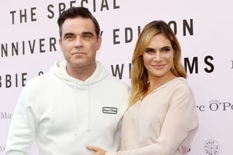 Robbie Williams und seine Frau Ayda haben jetzt vier Kinder.