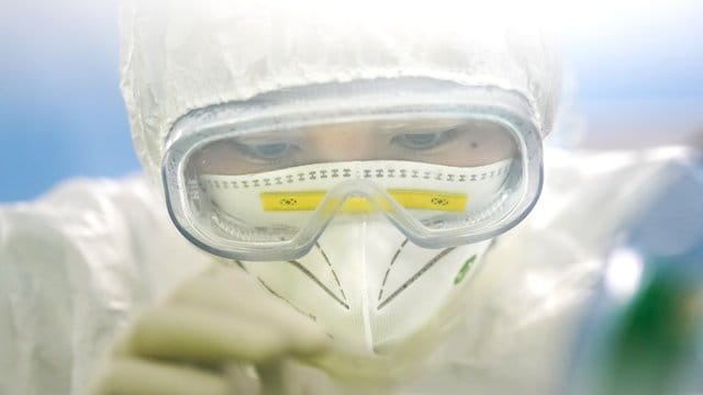 Bisher konnte die Verbreitung des neuartigen Coronavirus nicht eingedämmt werden. Bisher konnte die Verbreitung des neuartigen Coronavirus nicht eingedämmt werden.