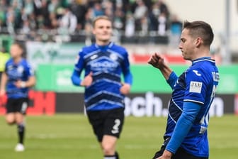 Tabellenführer Arminia Bielefeld marschiert nach dem Sieg in Fürth weiter Richtung Bundesliga.