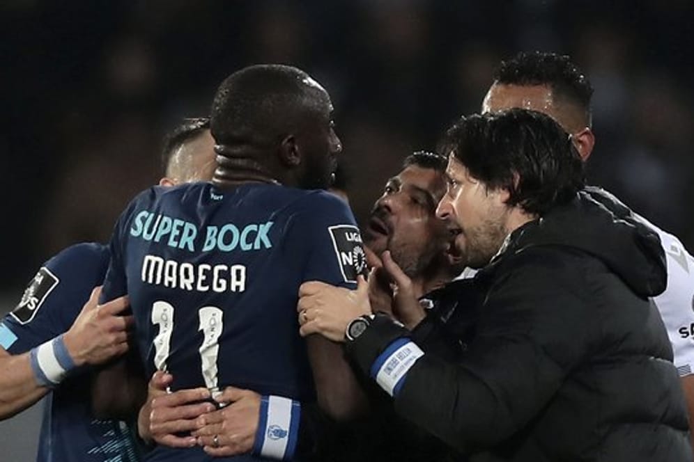 Portos Moussa Marega ist gegen Vitoria Guimares Opfer von rassistischen Beleidigungen geworden.