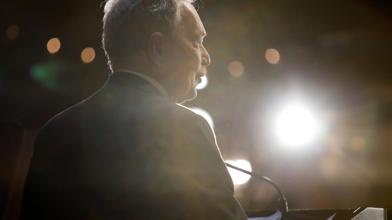 Mike Bloomberg beim Wahlkampf: Geld spielt keine Rolle.