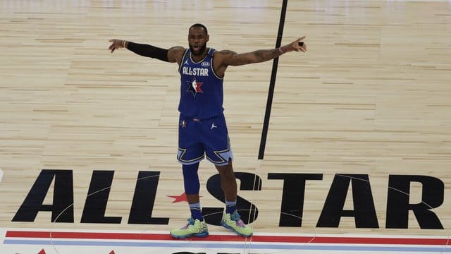 LeBron James war nur einer der Superstars beim NBA-All-Star-Spiel in Chicago. LeBron James war nur einer der Superstars beim NBA-All-Star-Spiel in Chicago.