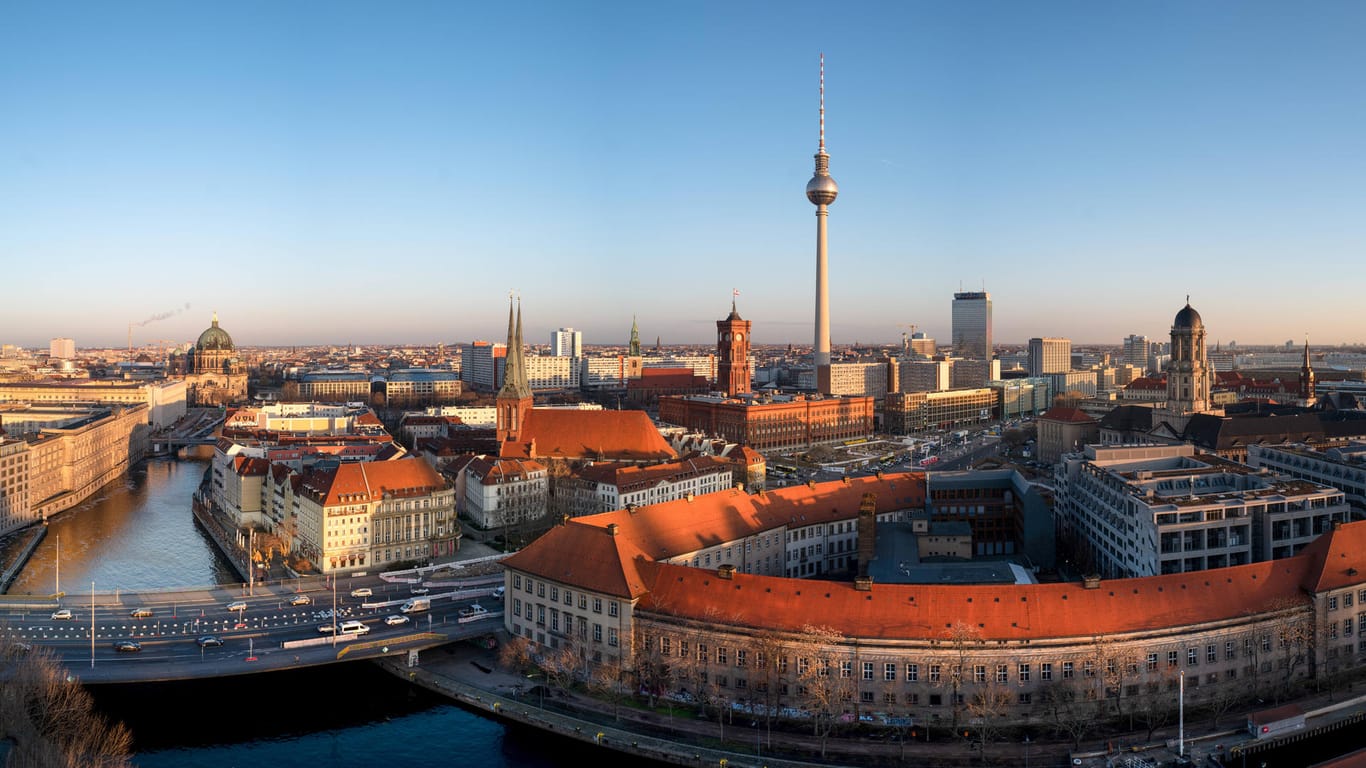 Panorama vom Zentrum von Berlin-Mitte: Die wichtigsten aktuellen News aus Berlin in unserem Hauptstadt-Ticker.
