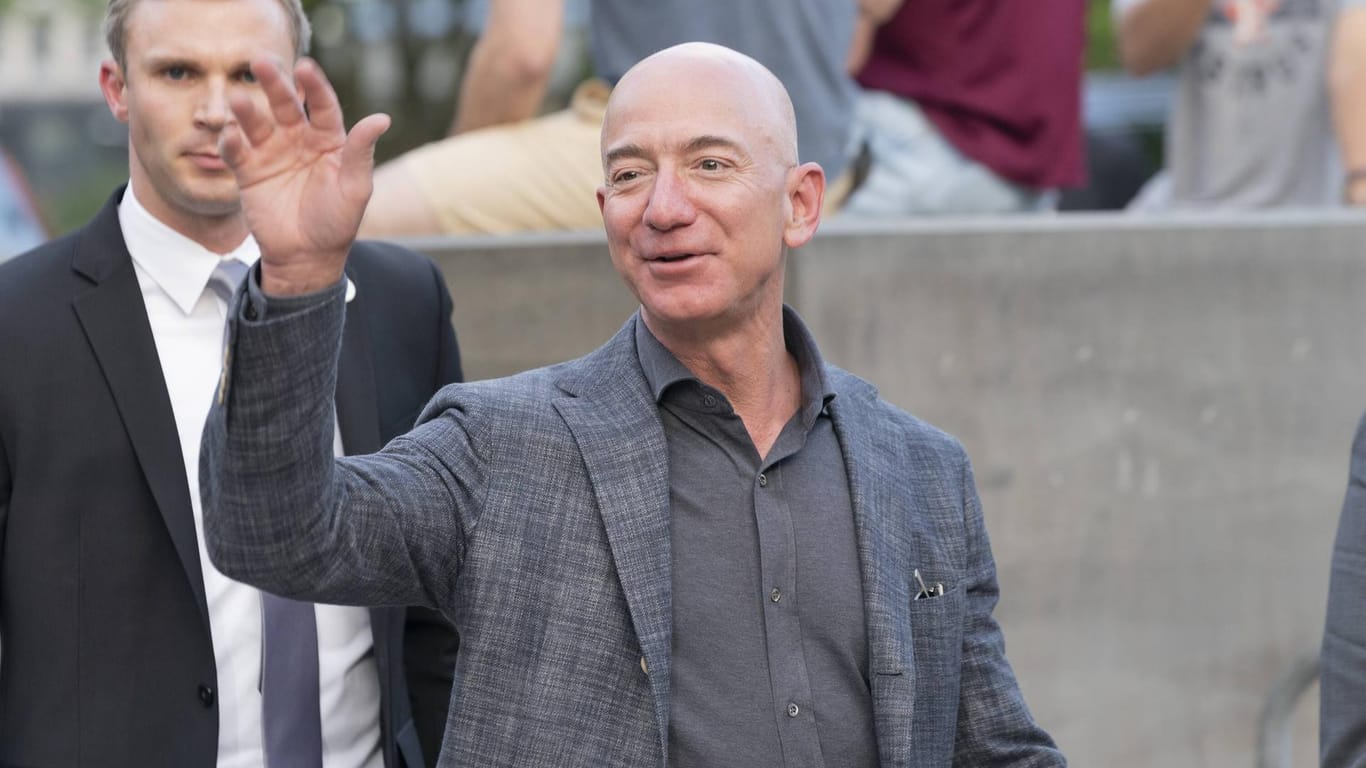 Amazon-Gründer Jeff Bezos: Sein Vermögen wird bei "Forbes" auf fast 130 Milliarden US-Dollar geschätzt.