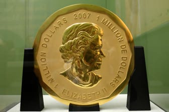 Goldmünze "Big Maple Leaf": Die 100 Kilogramm schwere Goldmünze wurde aus dem Bode-Museum in Berlin gestohlen.