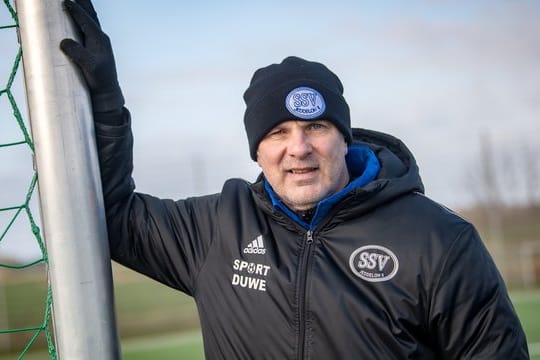 Als Trainer in der niedersächsischen Provinz beim SSV Jeddeloh II aktiv: Oliver Reck.