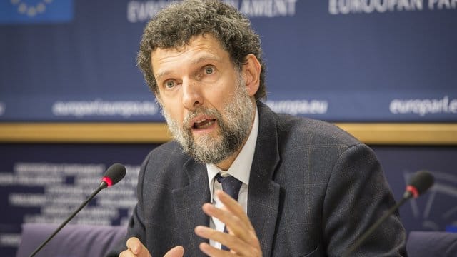 Auch der türkische Intellektuelle Osman Kavala wurde freigesprochen. Auch der türkische Intellektuelle Osman Kavala wurde freigesprochen.