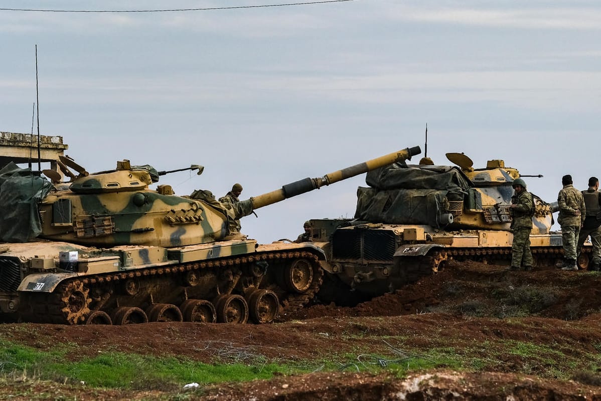 Türkische Panzer in der syrischen Provinz Idlib.