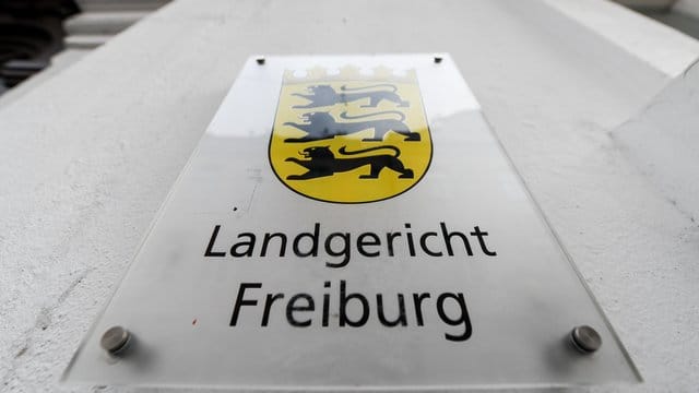 Im Prozess gegen einen ehemaligen Leiter der Pfadfinder wegen schweren sexuellen Missbrauchs von Kindern ist ein Urteil gefallen. Im Prozess gegen einen ehemaligen Leiter der Pfadfinder wegen schweren sexuellen Missbrauchs von Kindern ist ein Urteil gefallen.