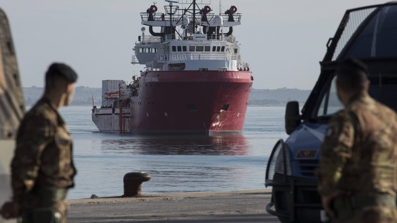 Das Rettungsschiff "Ocean Viking": Im vergangenen Jahr kamen nach Angaben der Internationalen Organisation für Migration (IOM) 1.283 Menschen bei dem Versuch ums Leben, über das Mittelmeer nach Europa zu gelangen.