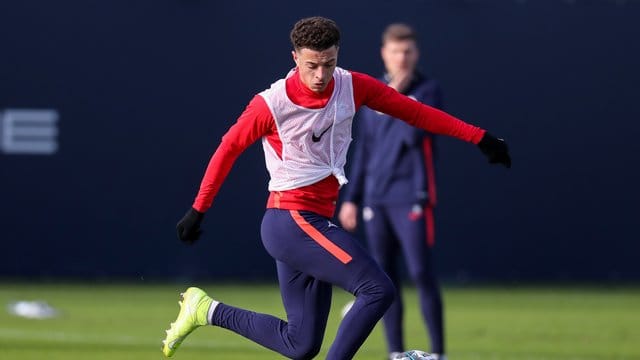 Leipzig setzt in London auf Ethan Ampadu.