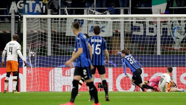 Atalanta Bergamo setzte sich klar gegen den FC Valencia durch.