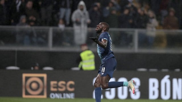 Moussa Marega trifft mit dem FC Porto auf Bayer Leverkusen.