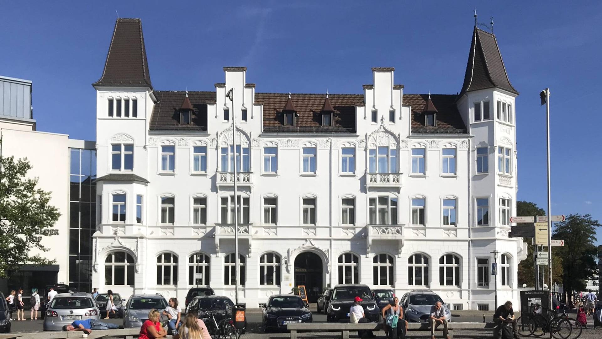 Blick auf das Hotel Bielefelder Hof: In der Stadt übernachteten im letzten Jahr mehr Gäste als noch im Jahr zuvor.