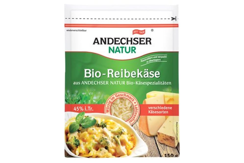 Der "Andechser Natur Bio Reibekäse" könnte Plastikteil enthalten.