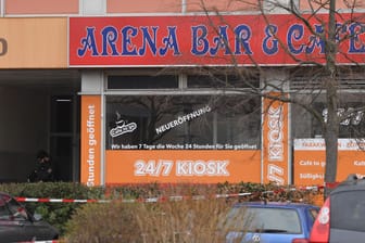 Shisha-Bar und Kiosk in Hanau: Der Täter griff offenbar gezielt Menschen mit Migrationshintergrund an.