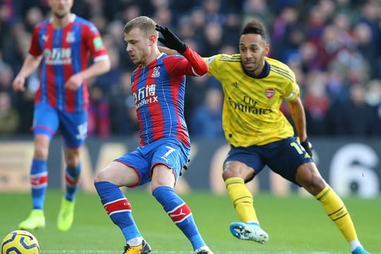 Max Meyer (l) spielt in der Premier League für Crystal Palace.