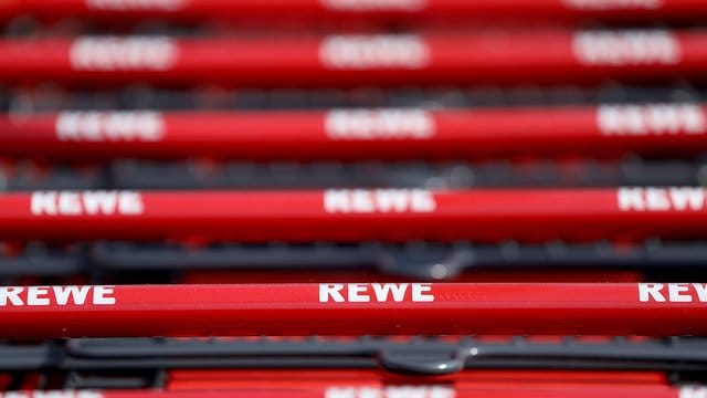 Rewe hat Weintrauben wegen einer erhöhten Belastung mit Pestizidrückständen zurückgerufen. Rewe hat Weintrauben wegen einer erhöhten Belastung mit Pestizidrückständen zurückgerufen.