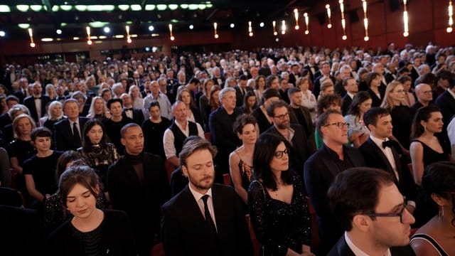 Schweigeminute für die Opfer des Anschlages in Hanau.