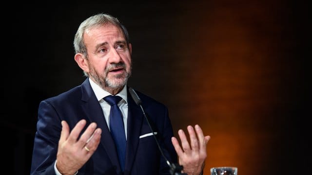 Hermann Parzinger, Präsident die Berliner Stiftung Preußischer Kulturbesitz. Hermann Parzinger, Präsident die Berliner Stiftung Preußischer Kulturbesitz.