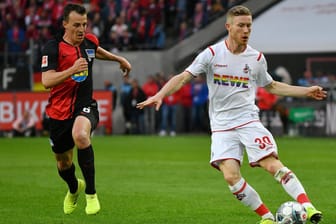 Spieler des 1. FC Köln und von Hertha BSC bei einer früheren Begegnung: Am Freitag treffen die Vereine erneut aufeinander.