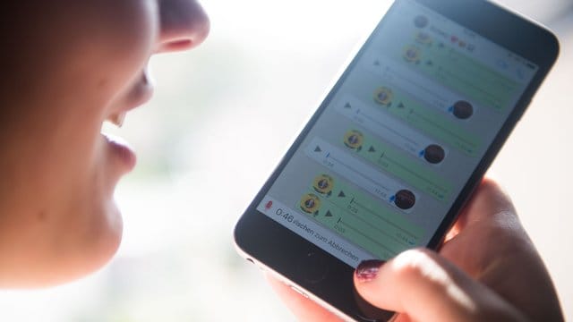 Manche können fast alles - nur nicht telefonieren. Manche können fast alles - nur nicht telefonieren.