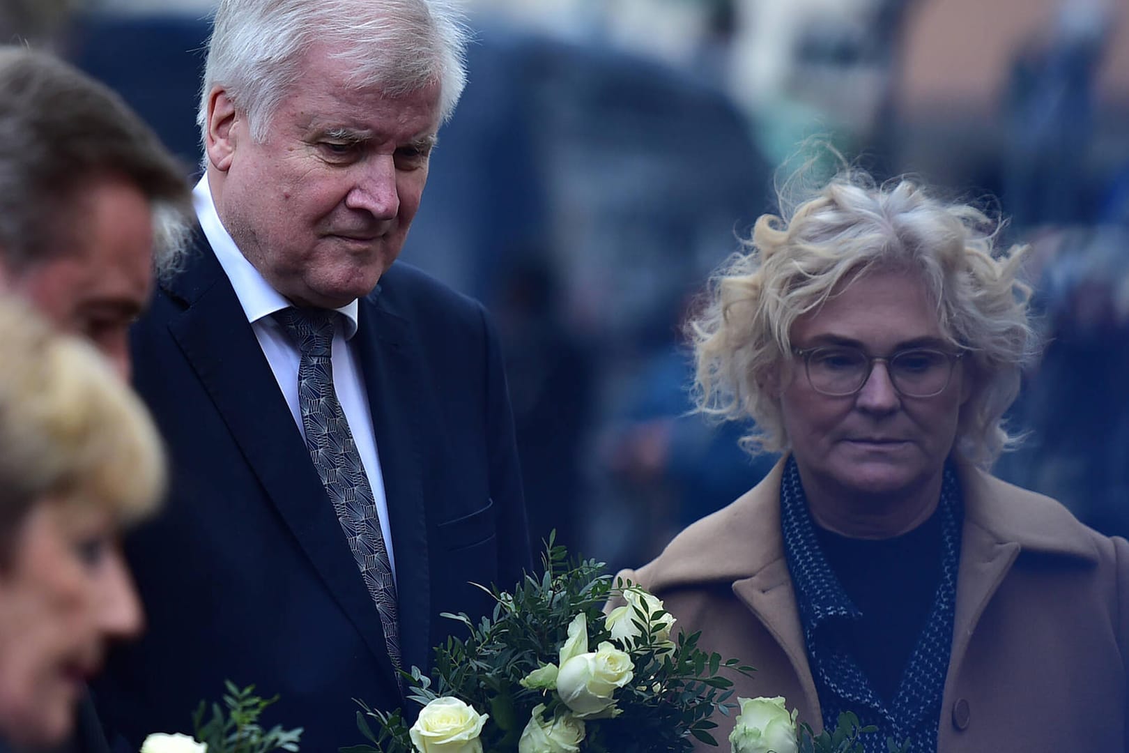 Bundesinnenminister Horst Seehofer in Hanau: "Die Tat in Hanau ist eindeutig ein rassistisch motivierter Terroranschlag."