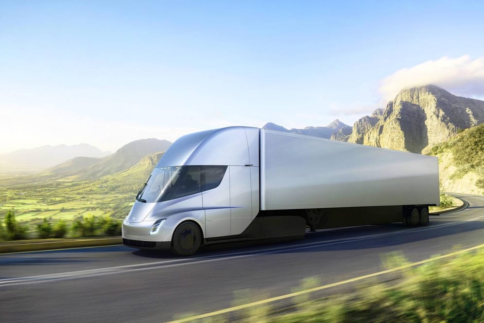 So soll der E-Truck Semi aussehen: Tesla plant seine Einführung noch in diesem Jahr.