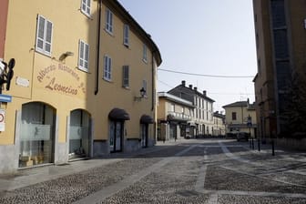 Wie ausgestorben sind die Straßen: In Italien sind wegen Coronavirus Serie-A-Spiele abgesagt worden.
