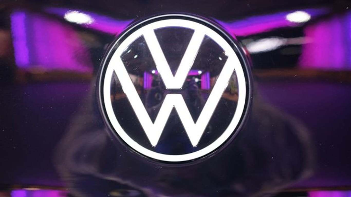Für den Aufbau und die ersten Ausbildungsgruppen der konzerneigenen Software-Fakultät hat der Vorstand bei Volkswagen inzwischen mehr als 50 Millionen Euro freigegeben.