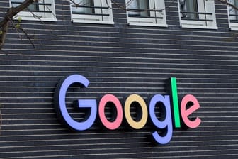 Google-Logo: Der Konzern warnte vergangene Woche Nutzer von Huawei-Geräten, dass aus anderen Quellen geladene Versionen von Apps "nicht zuverlässig" funktionieren würden.