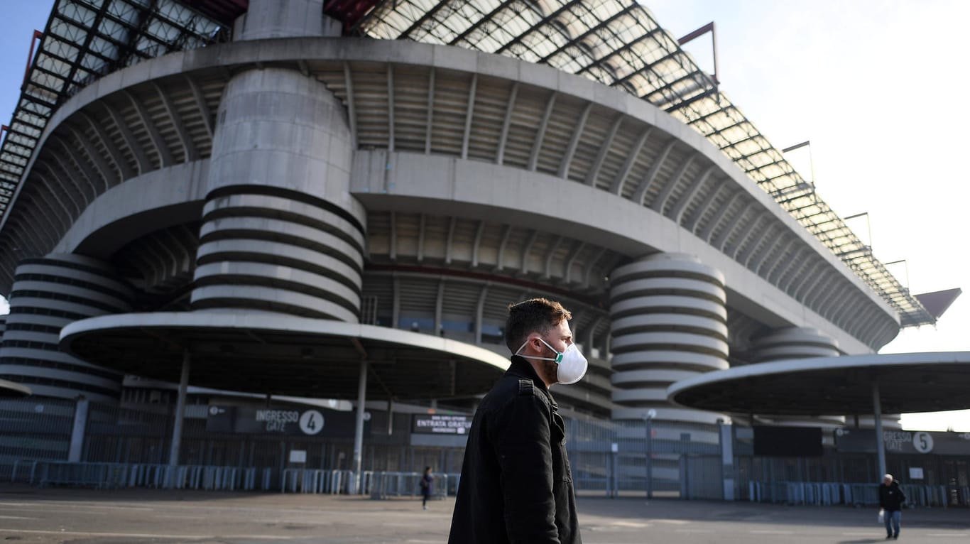 Stadio Giuseppe Meazza: Auch im altehrwürdigen Mailänder San Siro ruht der Ball wegen des Coronavirus.