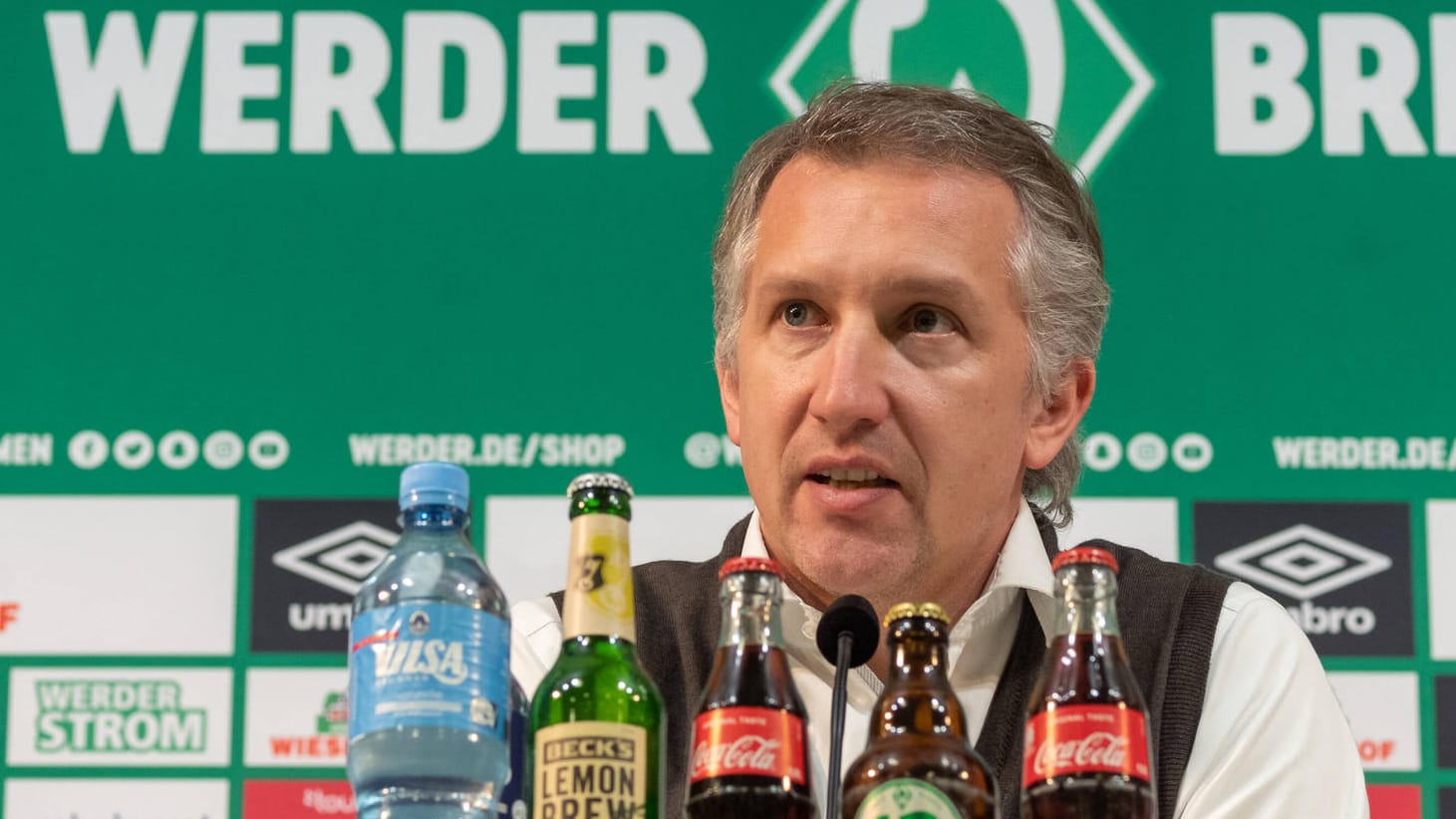Frank Baumann: Werder Bremens Geschäftsführer erklärt die Personalentscheidungen. Frank Baumann: Werder Bremens Geschäftsführer erklärt die Personalentscheidungen.